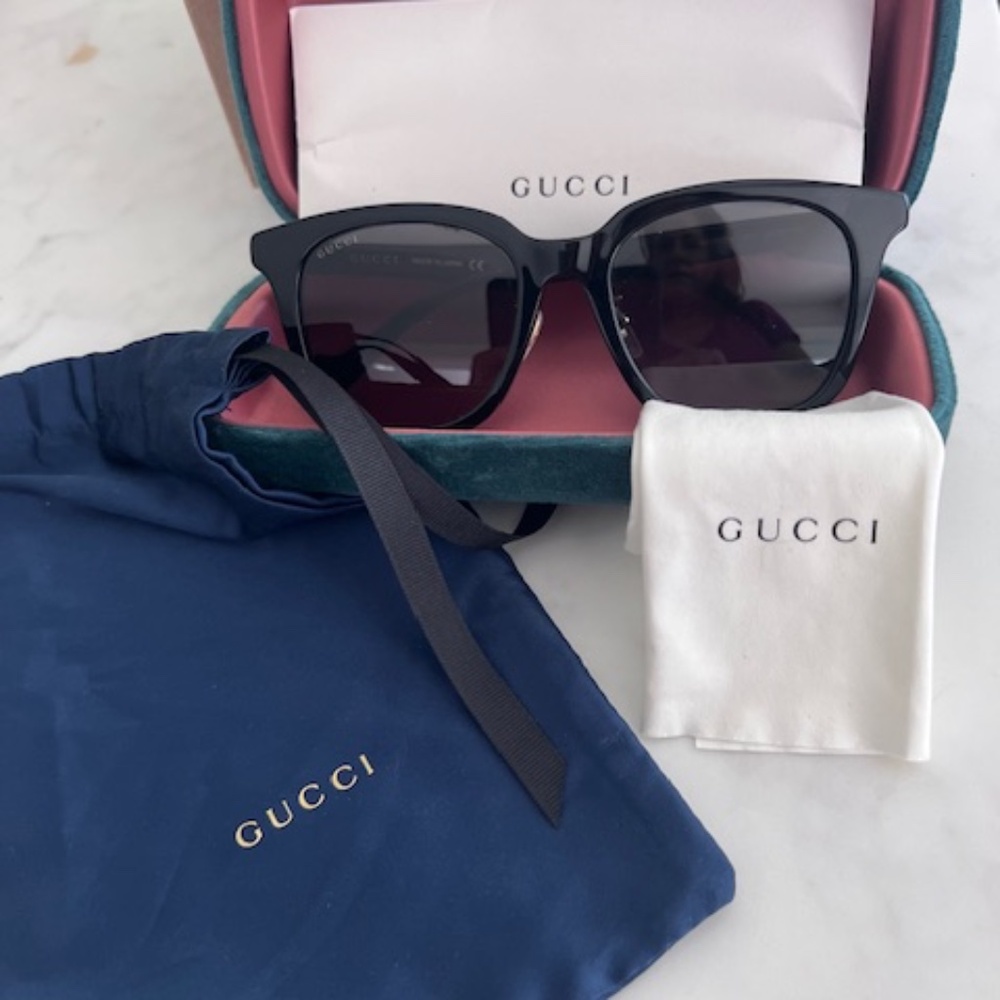 Brand New Gucci Wayfarer Sunglasses